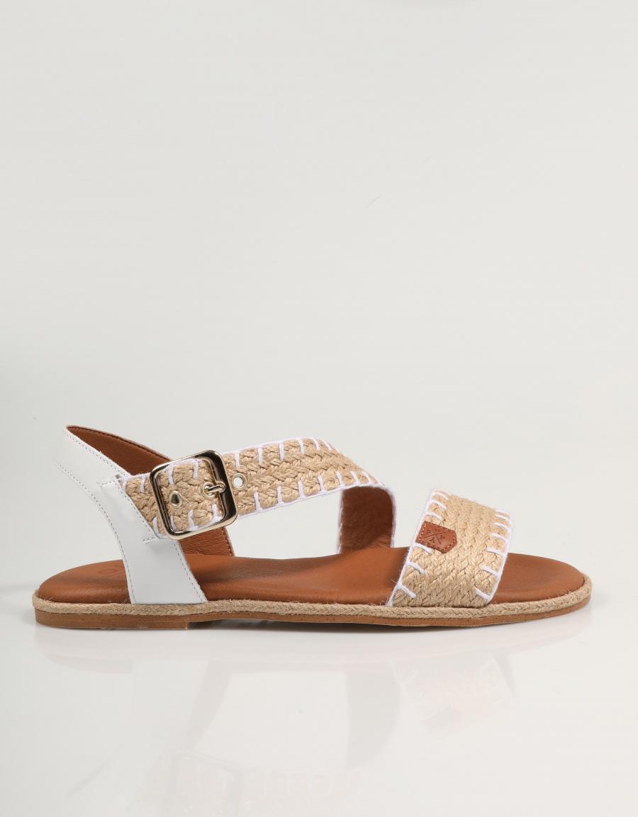 SANDALIAS POPA LEYTE GALERIA en color Blanco