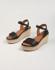 SANDALIAS POPA ARAMBOL PIEL en color Negro