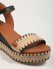SANDALIAS POPA ARAMBOL GALERIA en color Negro
