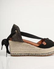 SANDALIAS POPA VALDES SERRAJE en color Negro