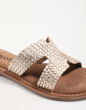 SANDALIAS LAZAMANI LA75025 en color Oro