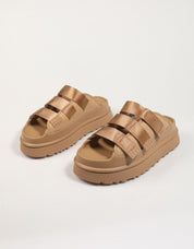 Sandalias ugg w golnglow toboggan en couleur beige