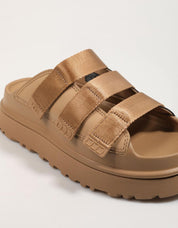 Sandalias ugg w golnglow toboggan en couleur beige