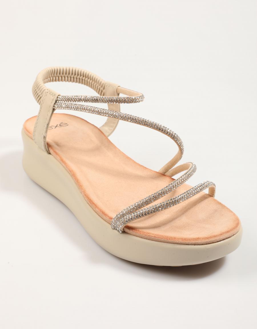 SANDALIAS EXE BZX23170 R20 en color Beige