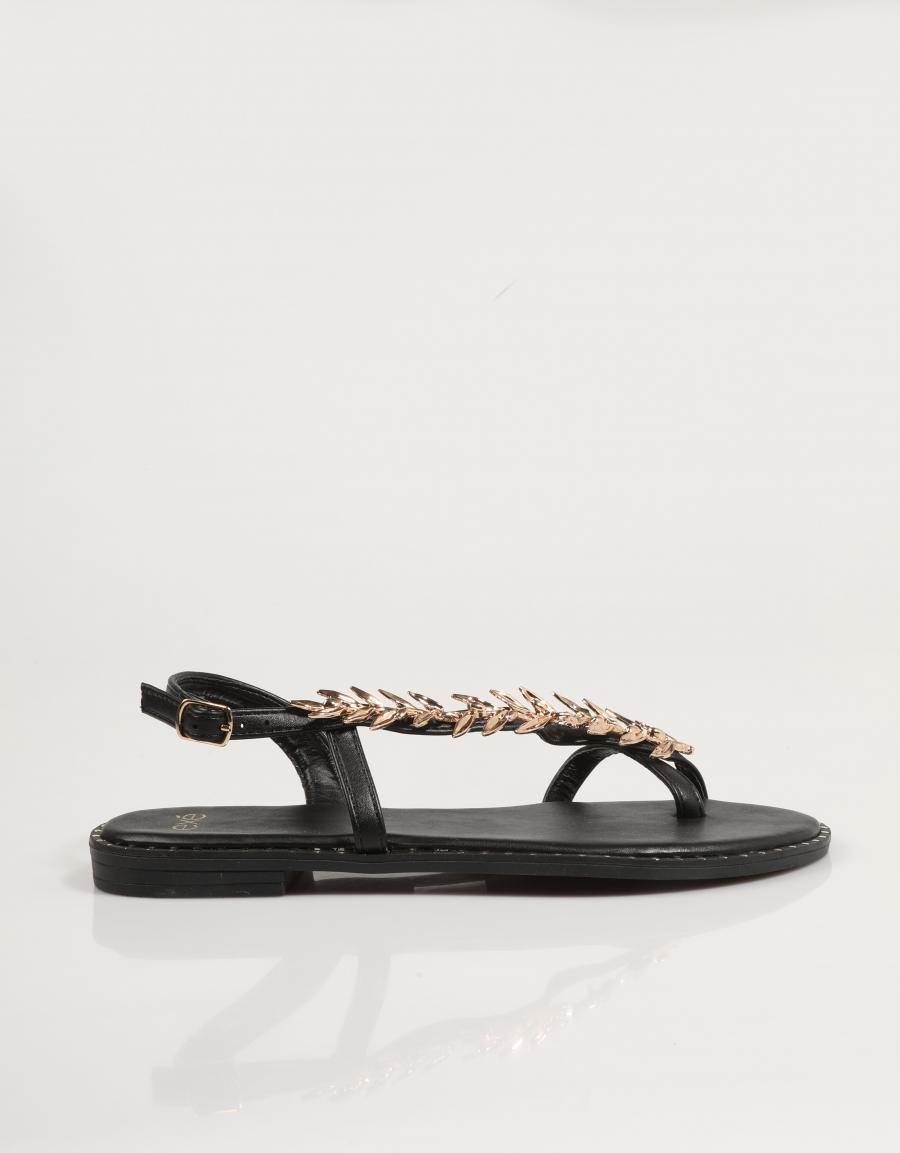SANDALIAS EXE P4015 9 en color Negro