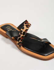 SANDALIAS REBECCA HOPE 1C COIMBRA ADORNO CHAPA DEDO en color Negro