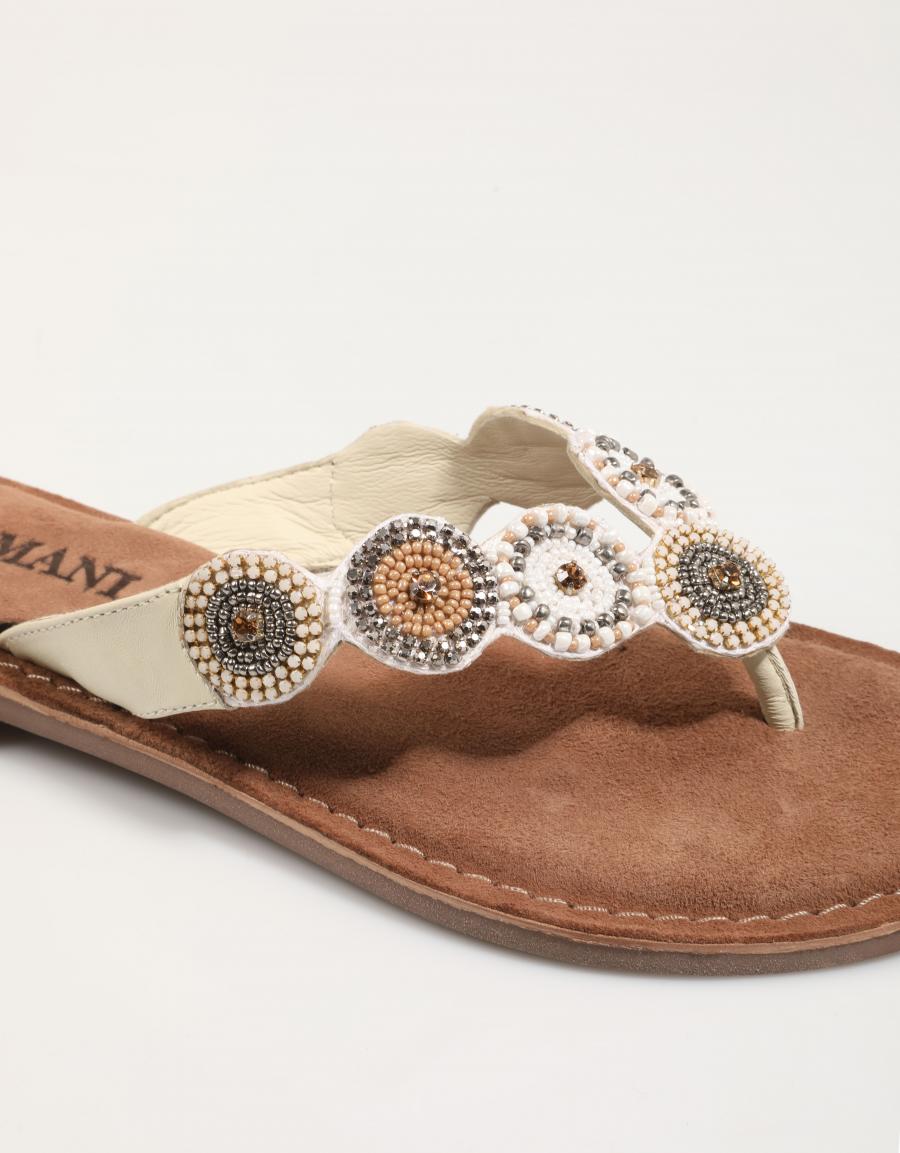 SANDALIAS LAZAMANI LA75451 en color Blanco