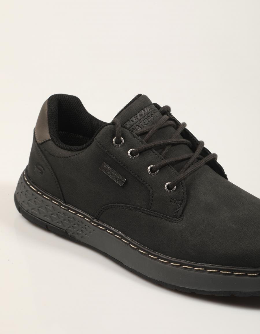 ZAPATILLAS SKECHERS RELAXED FIT GARLAN PRYOR en color Negro