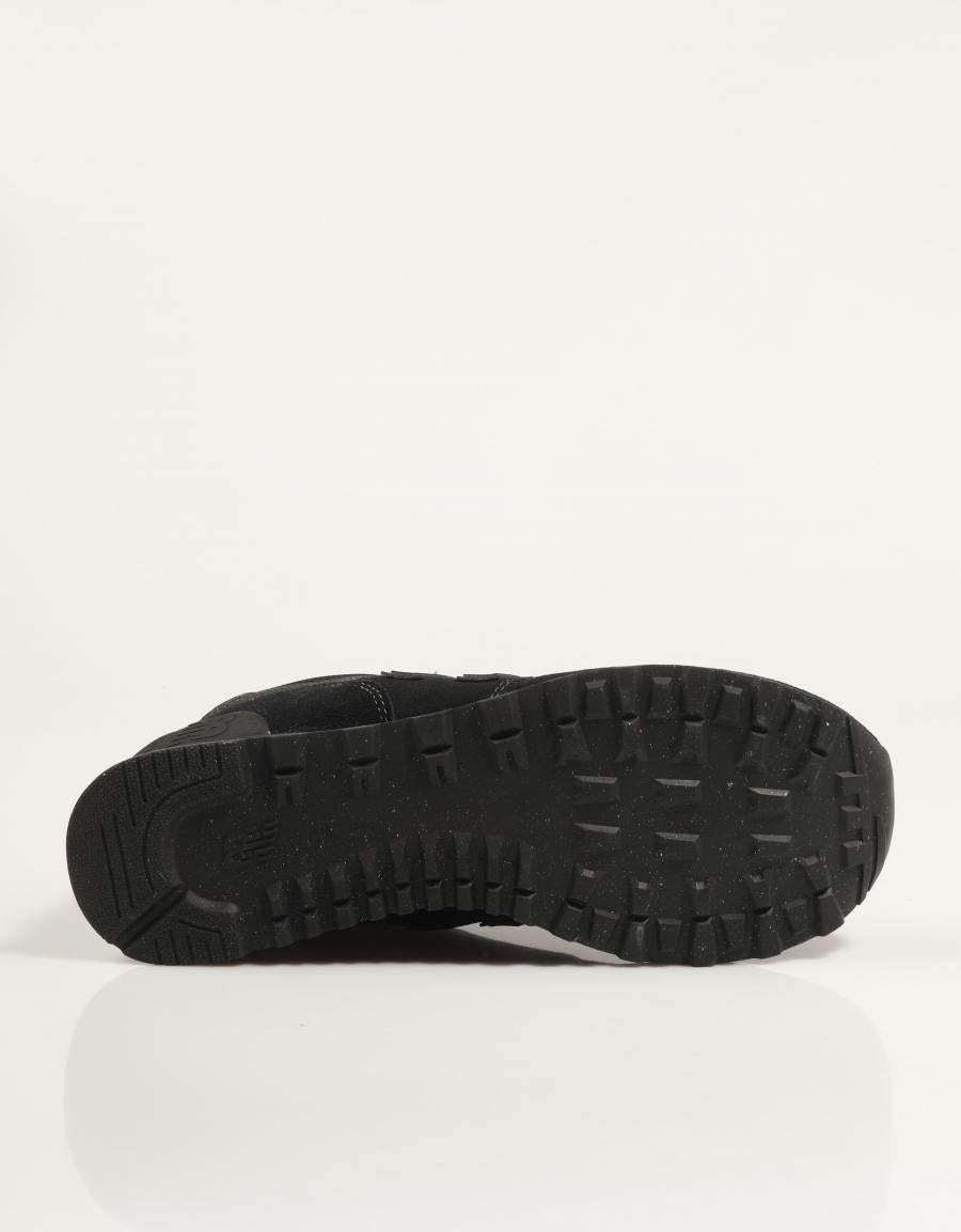 ZAPATILLAS NEW BALANCE  en color Negro