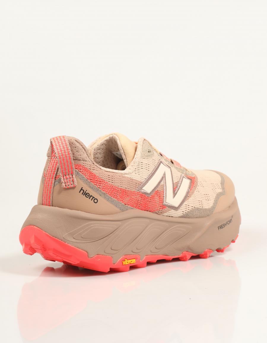 ZAPATILLAS NEW BALANCE WTHIE en color Beige