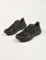 ZAPATILLAS NEW BALANCE MARIS en color Negro