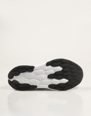 ZAPATILLAS NEW BALANCE W520 en color Blanco