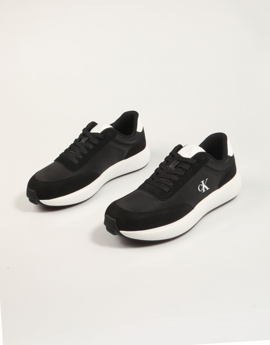 ZAPATILLAS CALVIN KLEIN ATHLEISURE RUNNER LACEUP NY SU en color Negro