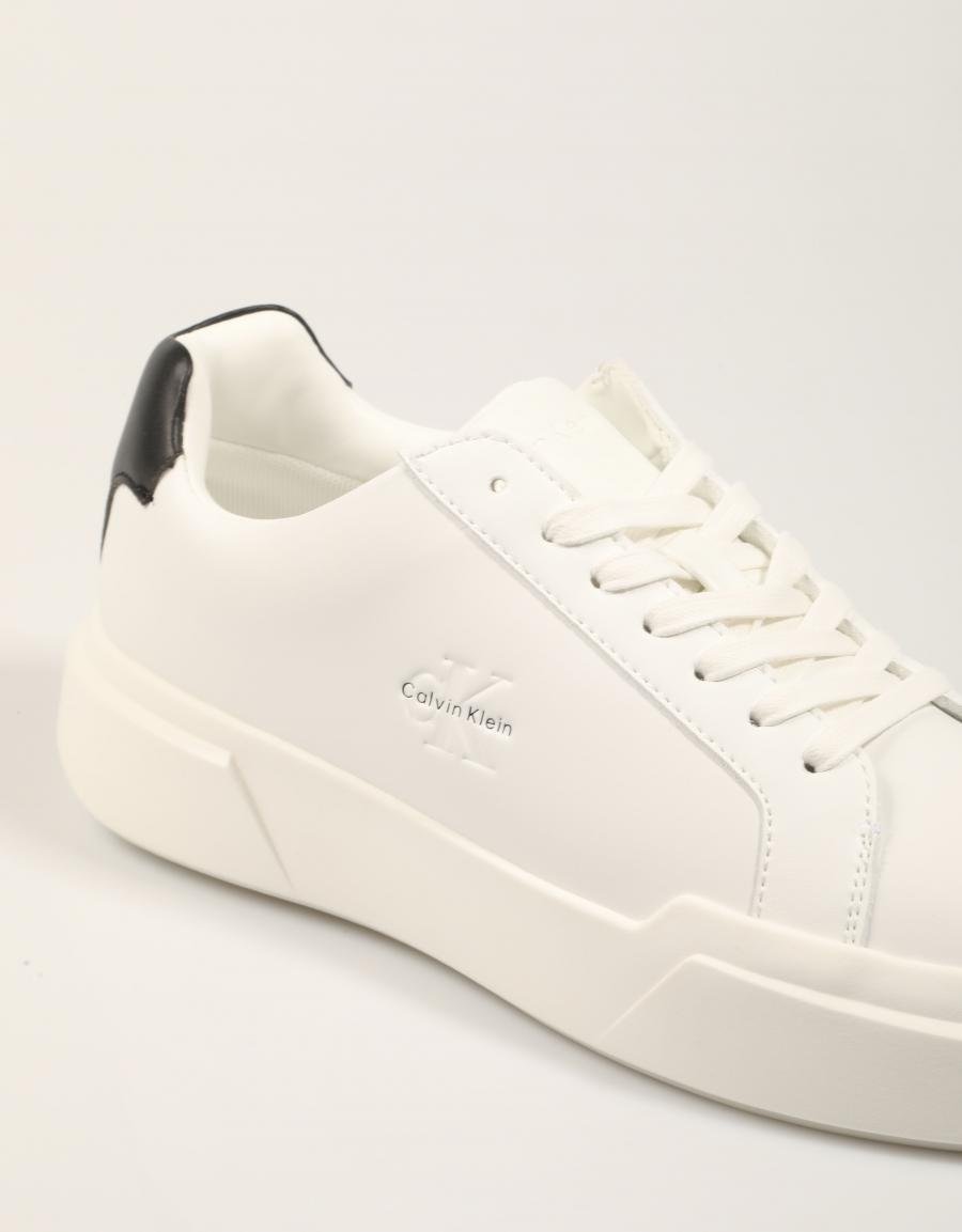 ZAPATILLAS CALVIN KLEIN CHUNKY CUPSOLE LACEUP LTH WN en color Blanco