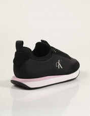 ZAPATILLAS CALVIN KLEIN RETRO RUNNER  SOCK NYLON MG en color Negro