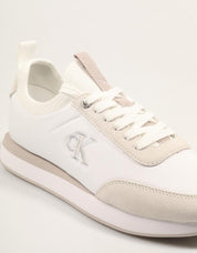 ZAPATILLAS CALVIN KLEIN RETRO RUNNER  SOCK NYLON MG en color Blanco