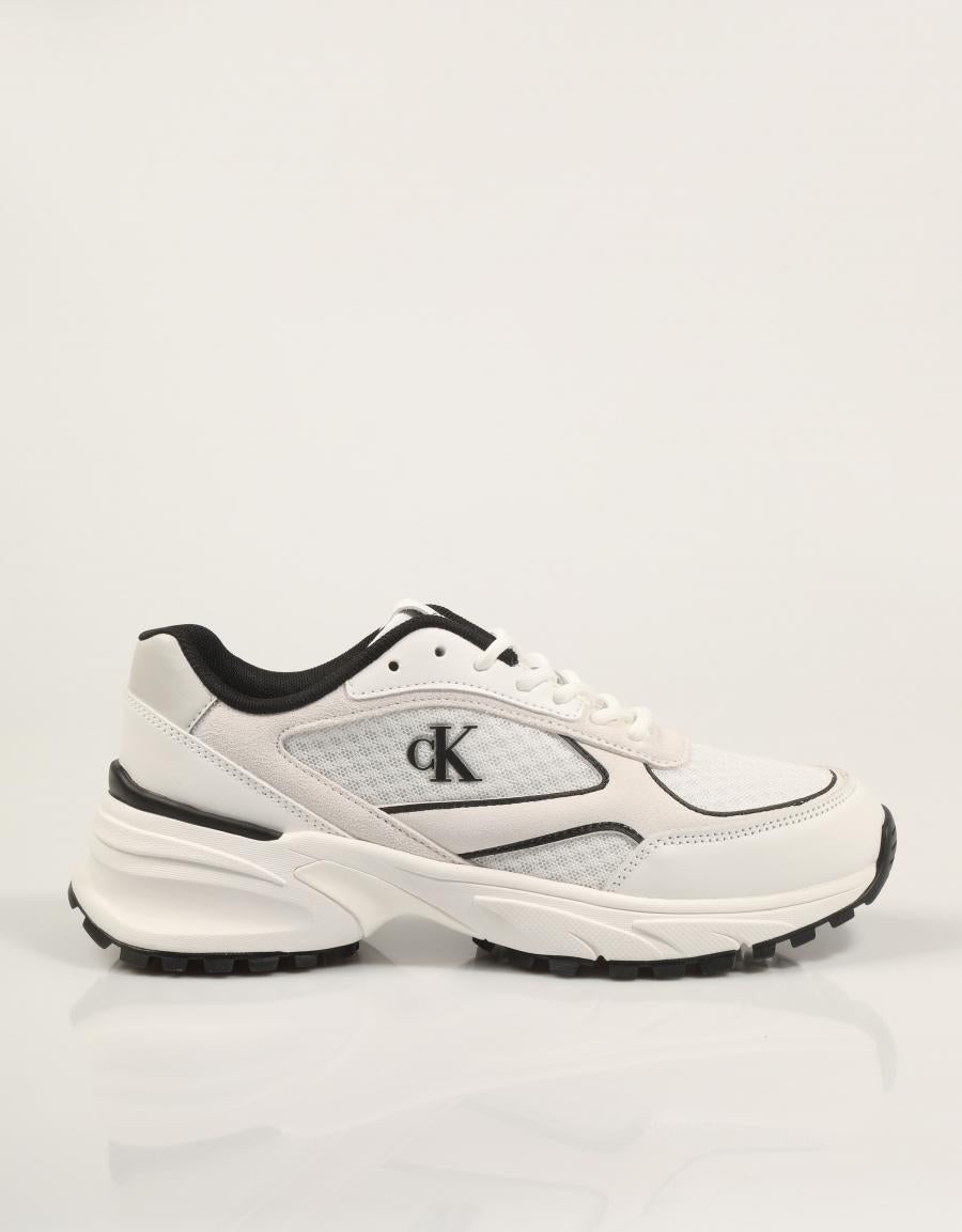 ZAPATILLAS CALVIN KLEIN HIKE RUNNER MESH MIX MET MG en color Blanco