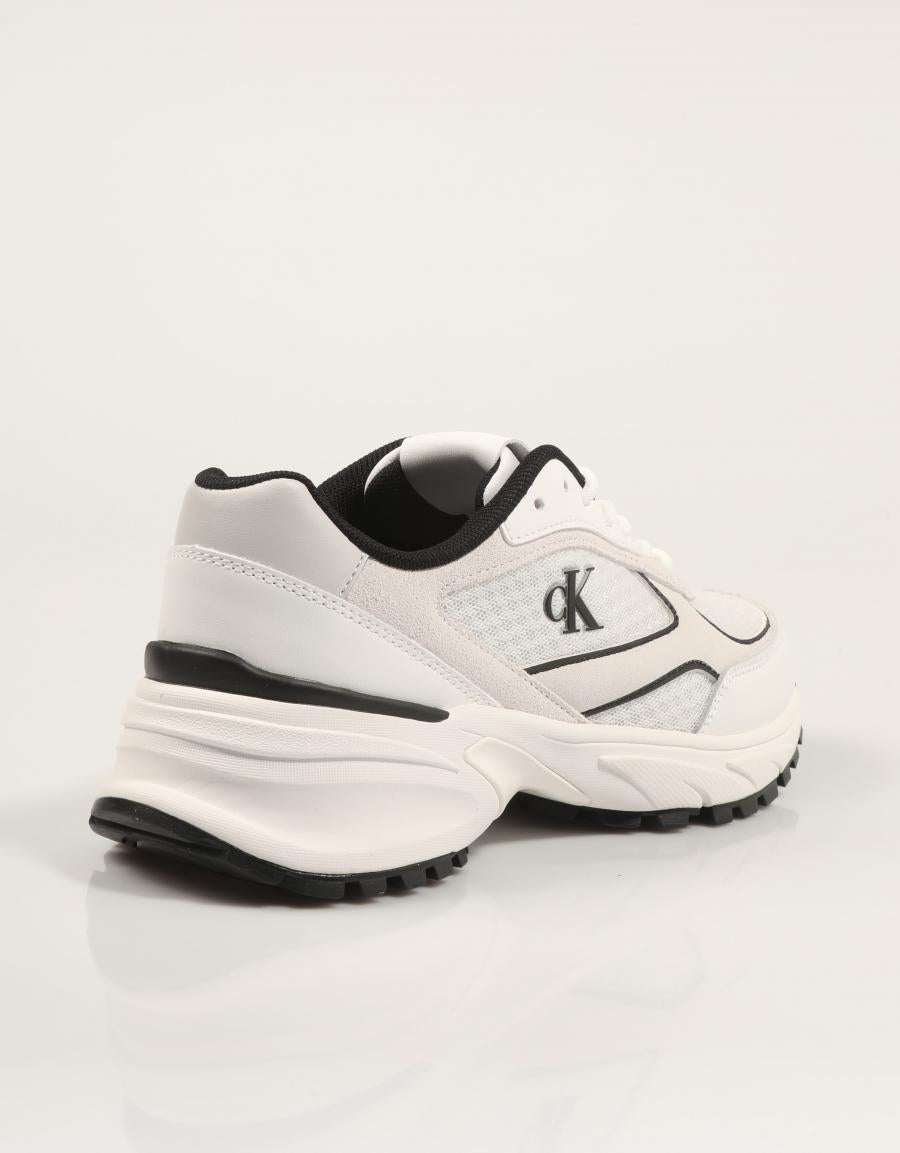 ZAPATILLAS CALVIN KLEIN HIKE RUNNER MESH MIX MET MG en color Blanco