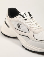 ZAPATILLAS CALVIN KLEIN HIKE RUNNER MESH MIX MET MG en color Blanco