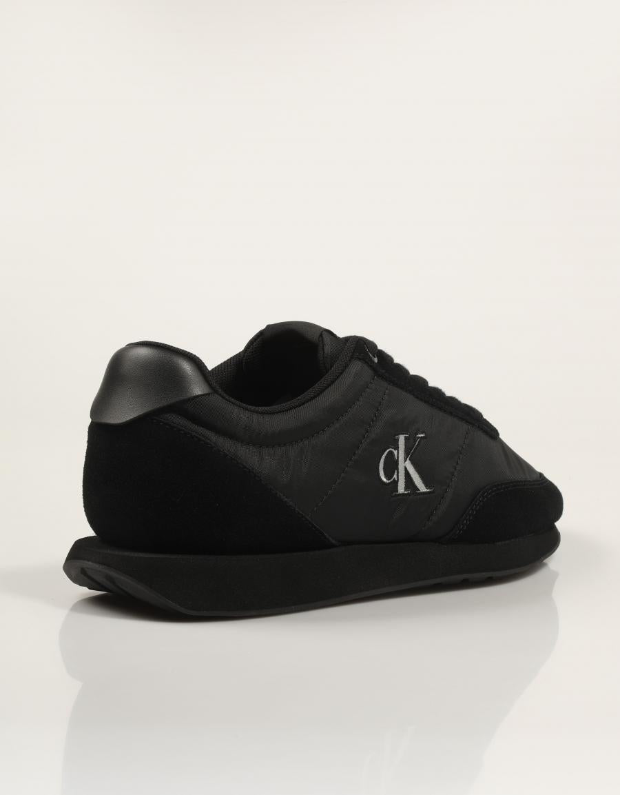 ZAPATILLAS CALVIN KLEIN RETRO RUNNER ESS MIX MAT en color Negro