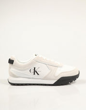 ZAPATILLAS CALVIN KLEIN TOOTHY RUNNER IRREGULAR LINES en color Blanco