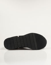 ZAPATILLAS TOMMY HILFIGER TJM RUNNER CASUAL en color Negro