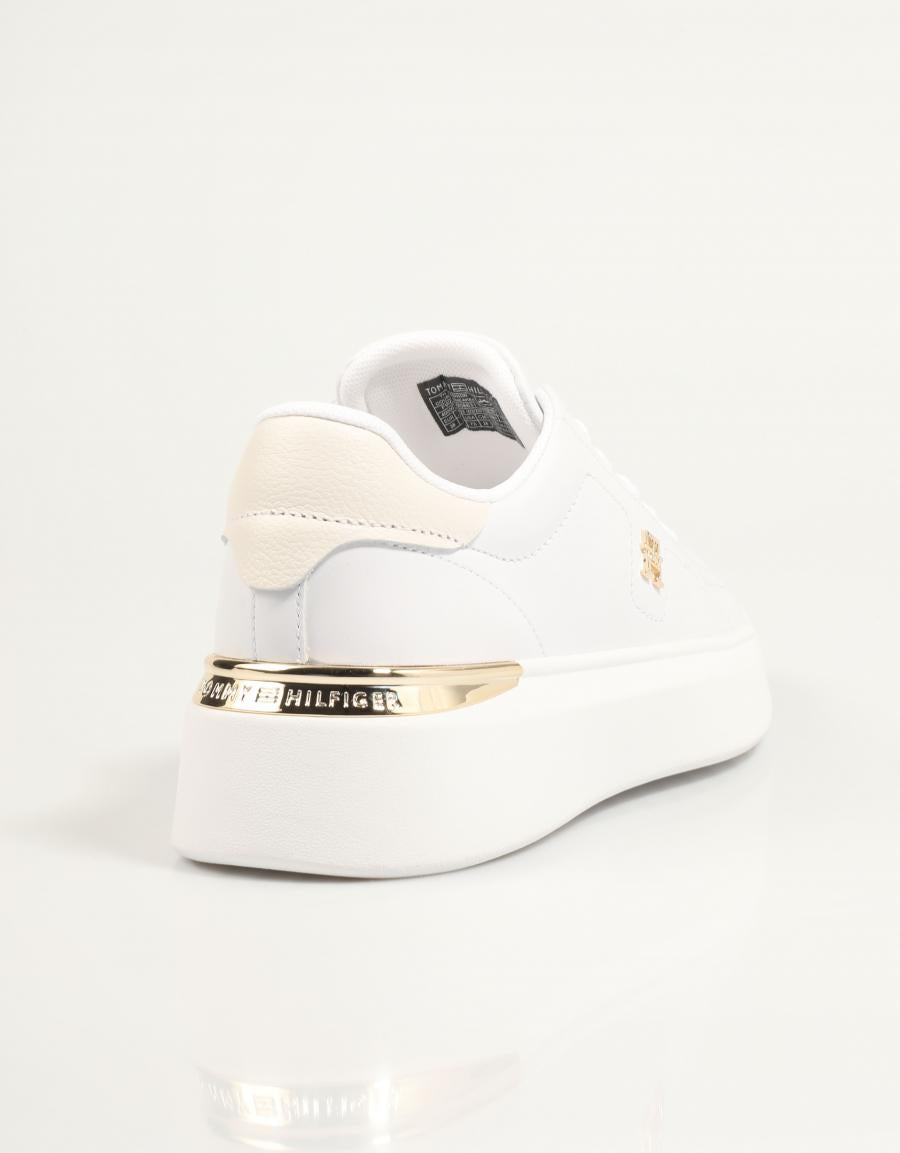 ZAPATILLAS TOMMY HILFIGER TH FASHION COURT SNEAKER en color Blanco