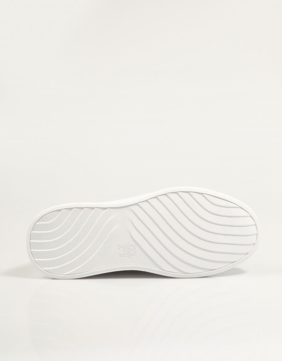 ZAPATILLAS TOMMY HILFIGER TH FASHION COURT SNEAKER en color Blanco