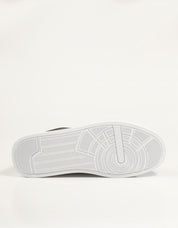 ZAPATILLAS TOMMY HILFIGER COURT LTH DETAIL ESS FM0FM05367 en color Negro