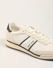 ZAPATILLAS TOMMY HILFIGER TJM RETRO RUNNER CLEATED en color Blanco