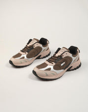 ZAPATILLAS TOMMY HILFIGER TJW OUTDOOR RUNNER en color Marron