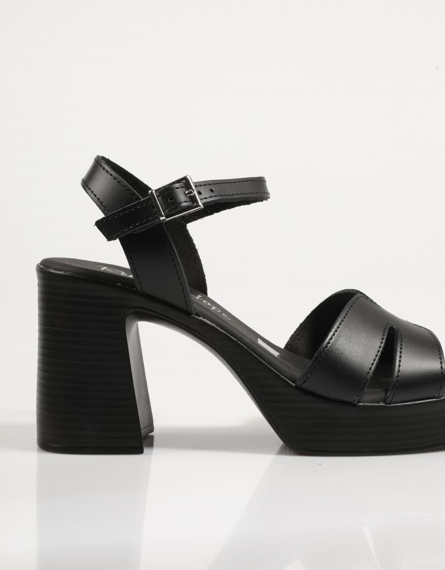 SANDALIAS REBECCA HOPE 5642 en color Negro