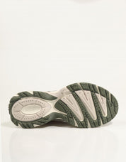 ZAPATILLAS LACOSTE L003 NEO SHOT 225 5 SMA en color Blanco