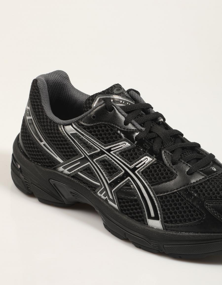 ZAPATILLAS ASICS GEL 1130 en color Negro