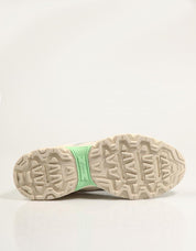 ZAPATILLAS ASICS GEL NUNOBIKI en color Beige