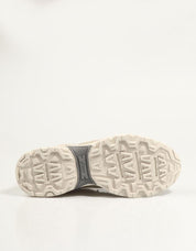 ZAPATILLAS ASICS GEL VENTURE 6 en color Beige