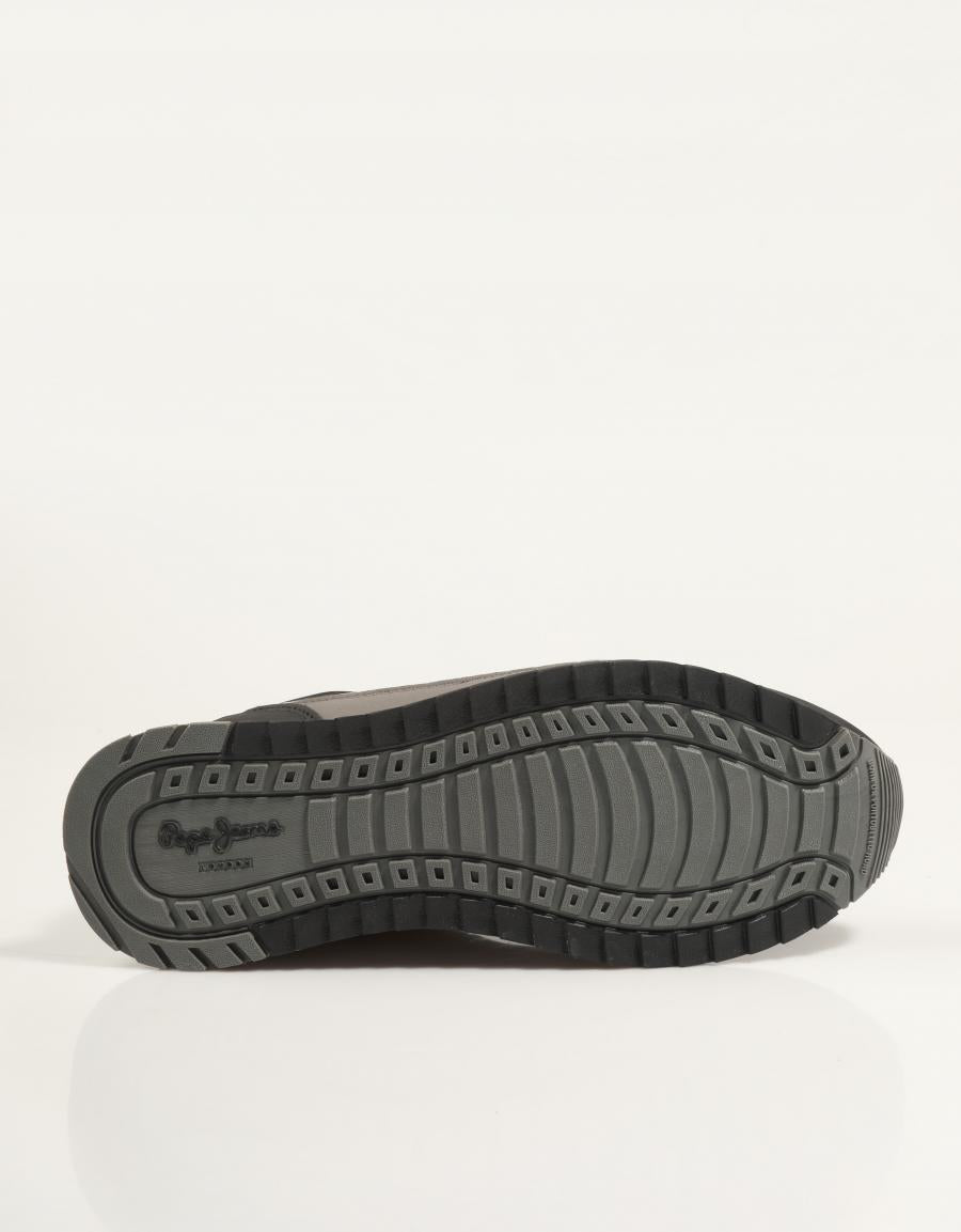 ZAPATILLAS PEPE JEANS BEXLEY SOUTH M PMS400007 en color Negro