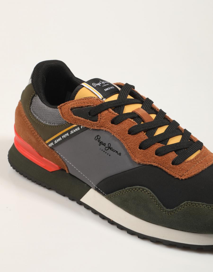 ZAPATILLAS PEPE JEANS LONDON MOOD M PMS400012 en color Kaki