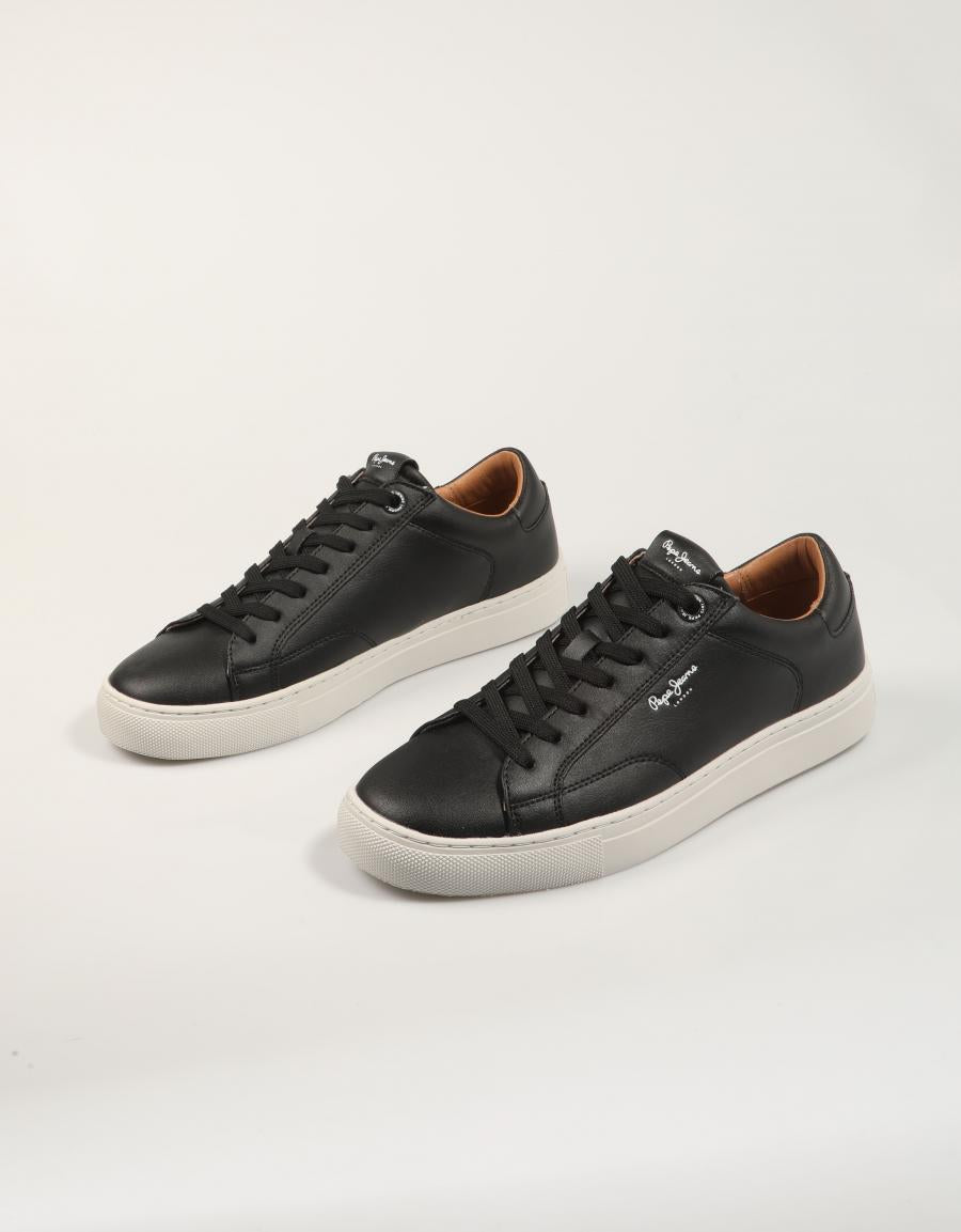 ZAPATILLAS PEPE JEANS JOE BASIC PMS00048 en color Negro