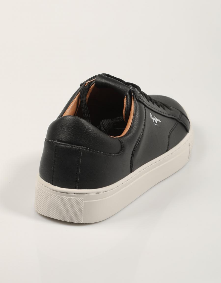 ZAPATILLAS PEPE JEANS JOE BASIC PMS00048 en color Negro