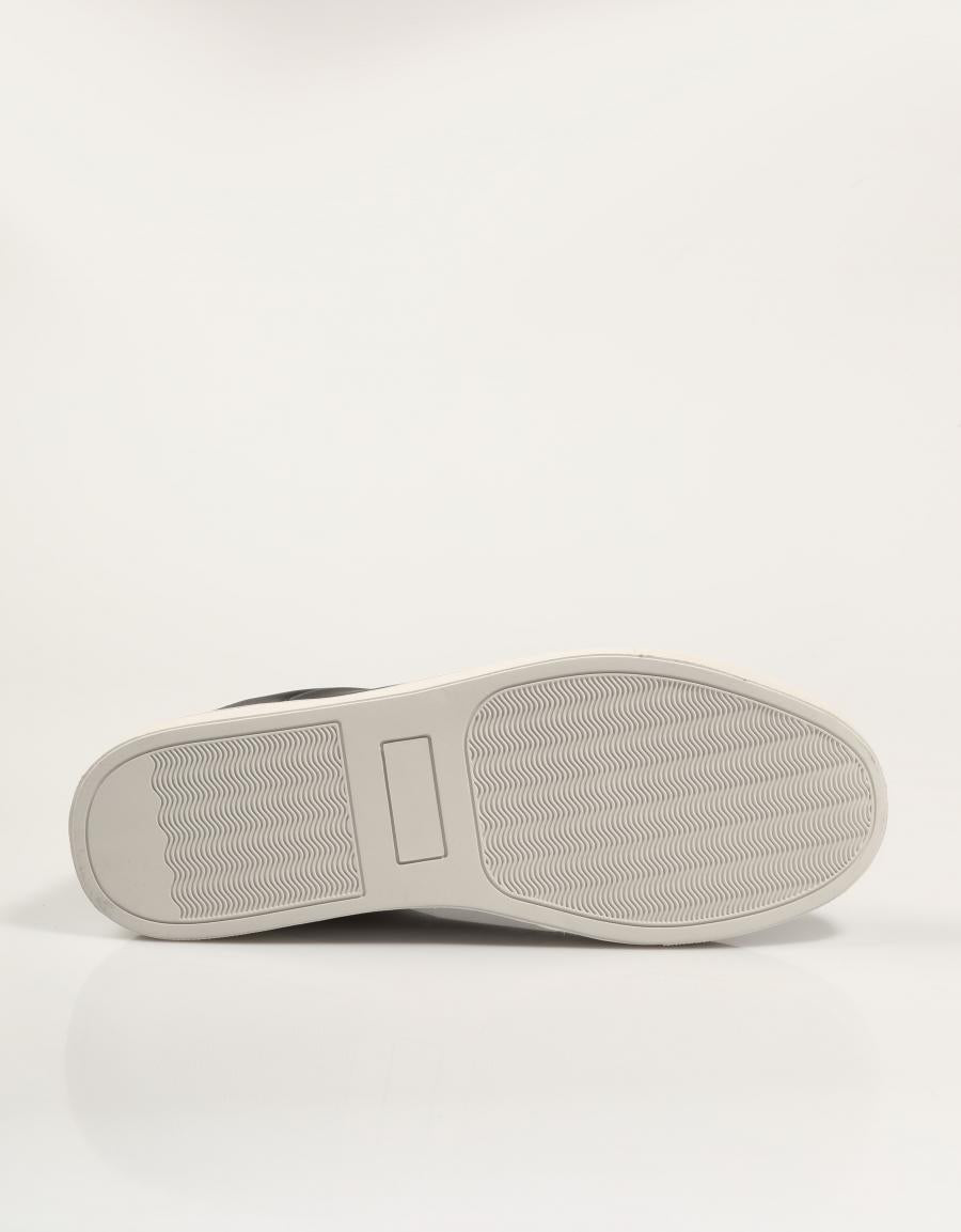 ZAPATILLAS PEPE JEANS JOE BASIC PMS00048 en color Negro