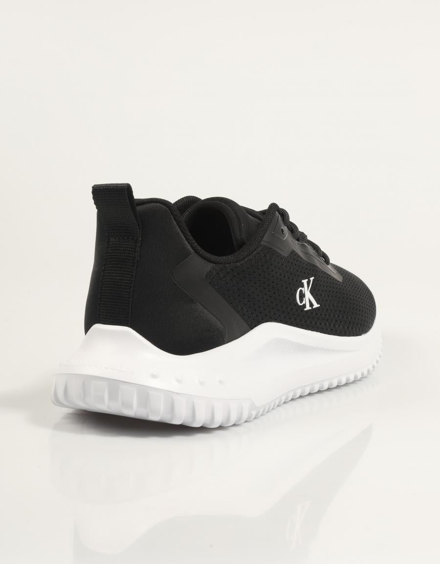 ZAPATILLAS CALVIN KLEIN EVA RUNNER MIX MESH en color Negro
