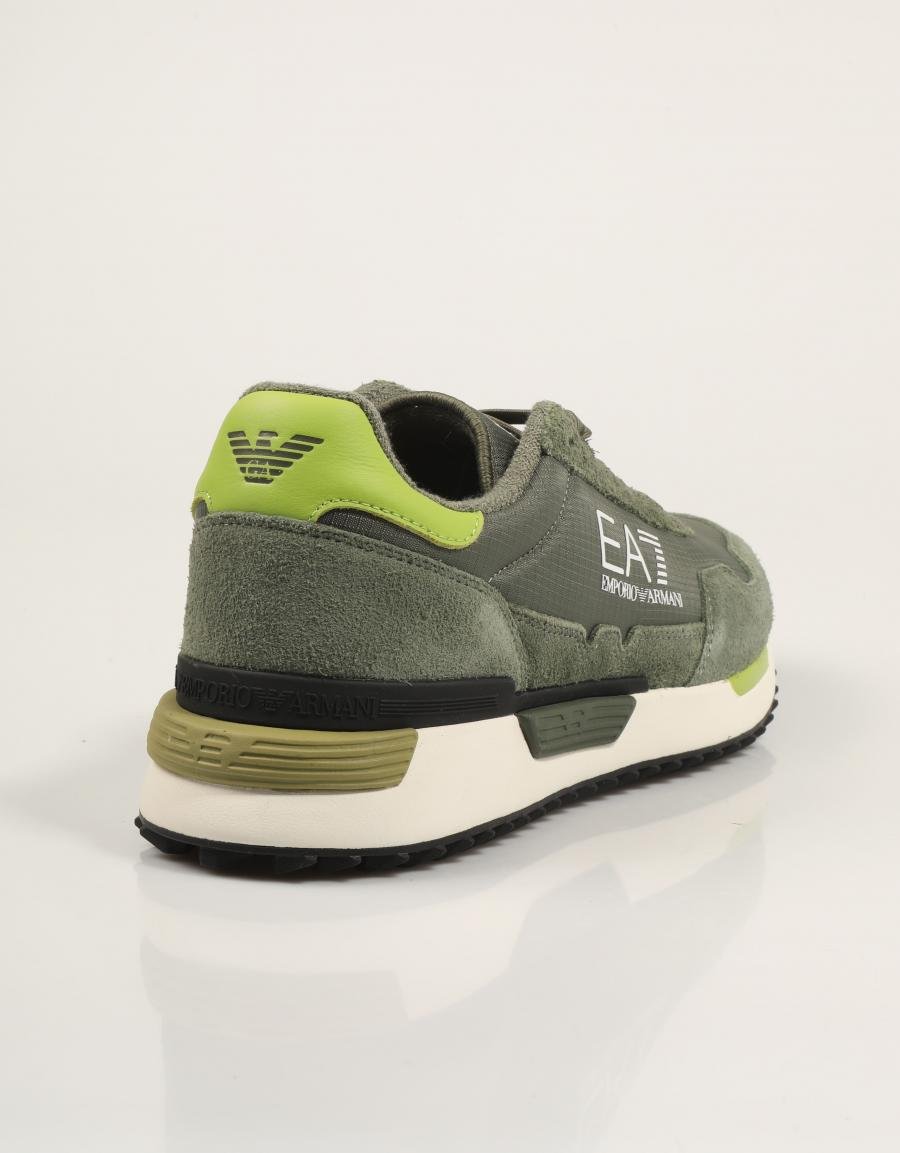 ZAPATILLAS ARMANI EA7 ZAPATILLA VINTAGE RUNNING en color Kaki