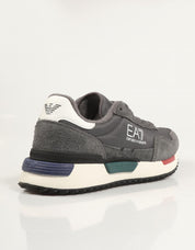 ZAPATILLAS ARMANI EA7 ZAPATILLA VINTAGE RUNNING en color Gris