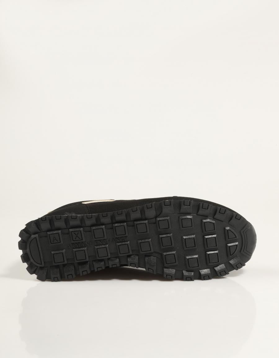 ZAPATILLAS ARMANI EXCHANGE SNEAKER DROP MICRO en color Negro