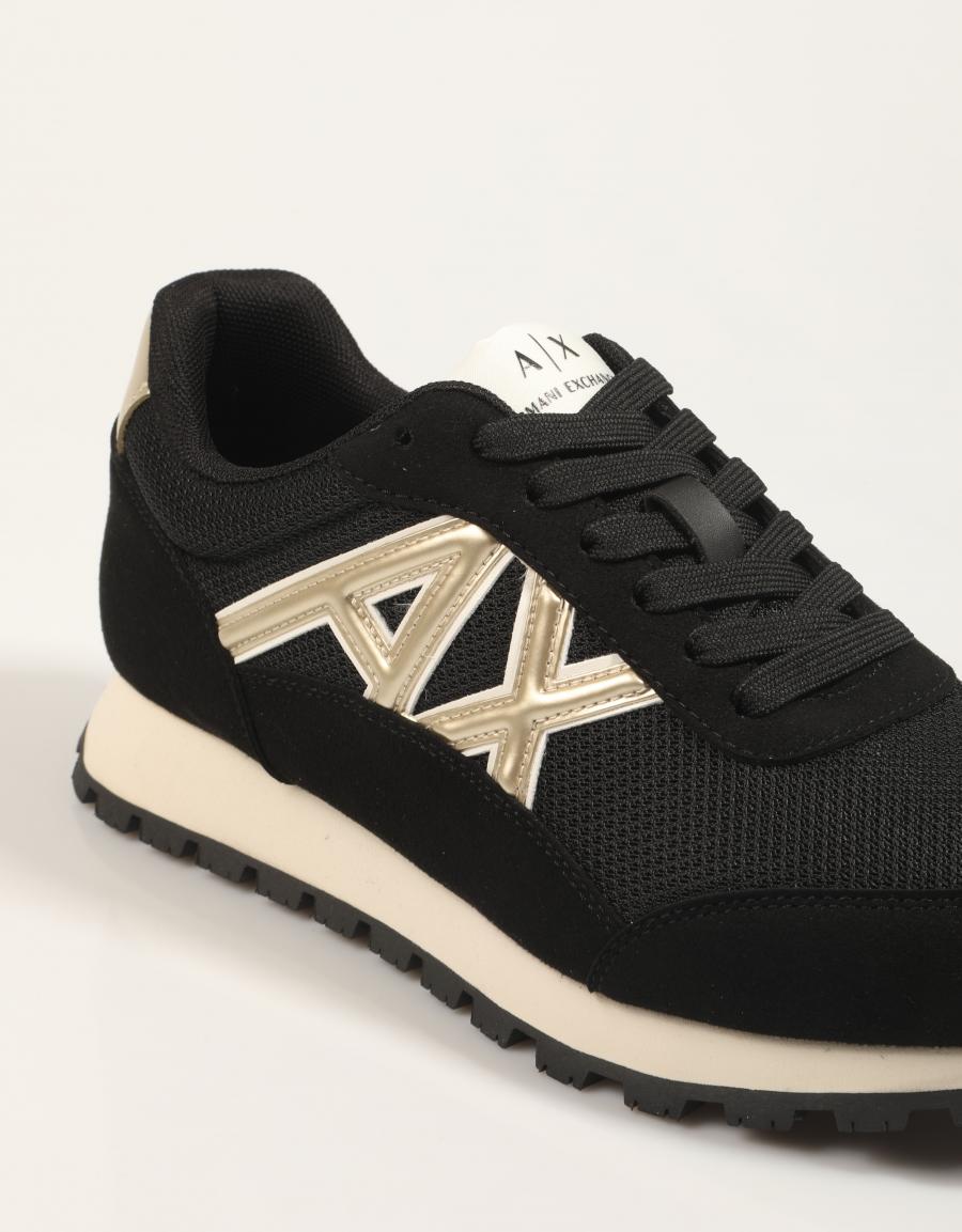 ZAPATILLAS ARMANI EXCHANGE SNEAKER DROP MICRO en color Negro