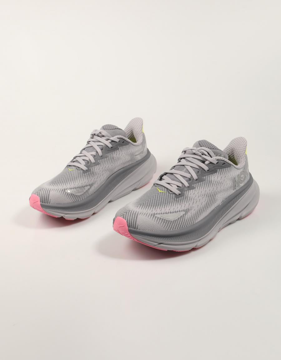 ZAPATILLAS HOKA CLIFTON 9 GTX en color Gris