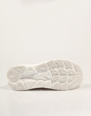 ZAPATILLAS HOKA CLIFTON 10 WOMAN en color Blanco