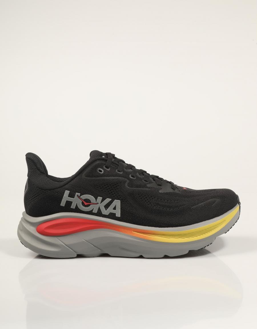 ZAPATILLAS HOKA CLIFTON 10 en color Negro