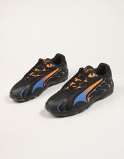 ZAPATILLAS PUMA INHALE en color Negro